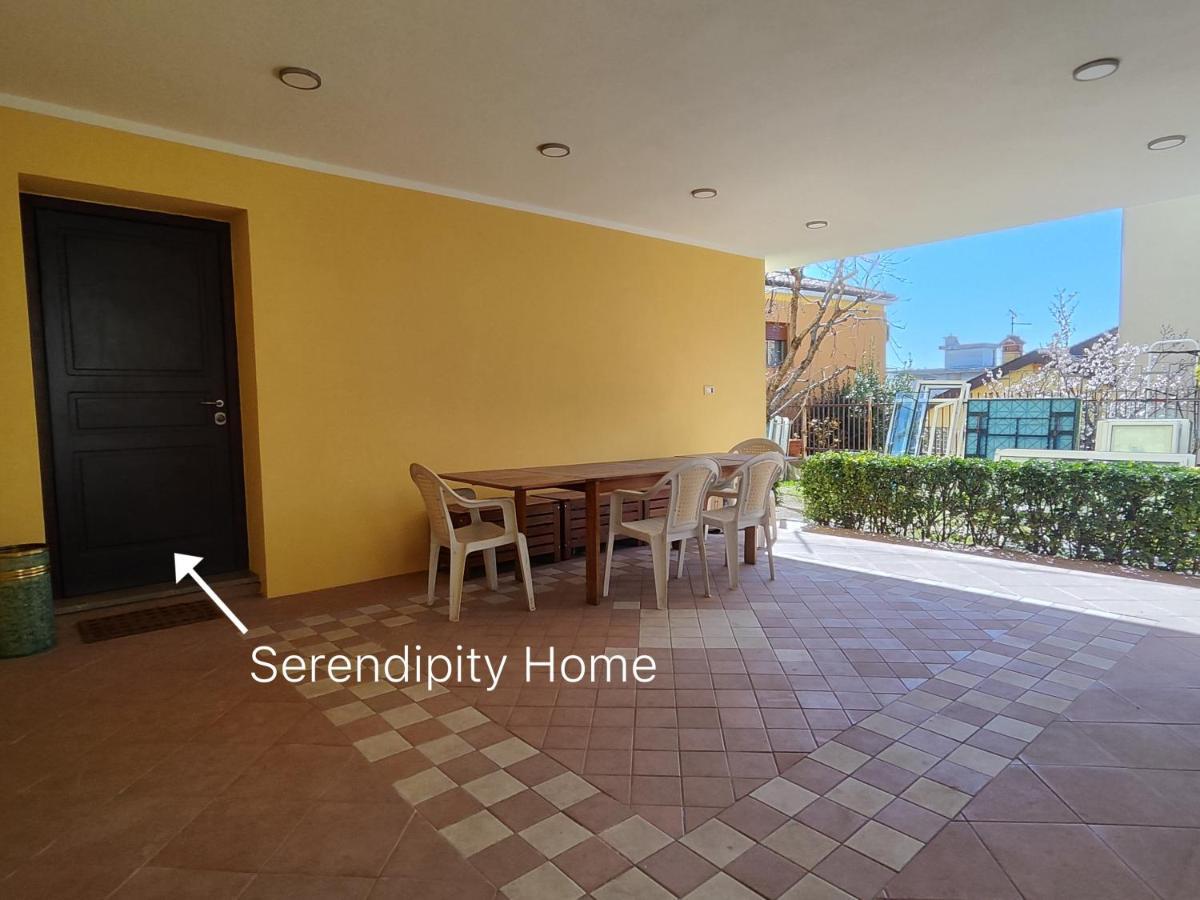 Casa Vacanza Serendipity Home Триест Екстериор снимка